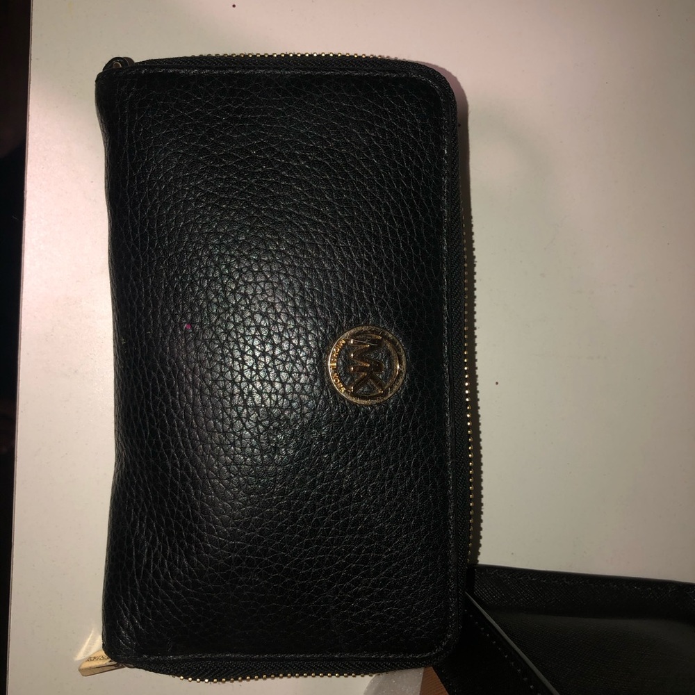 BLACK MICHAEL KORS  WALLET